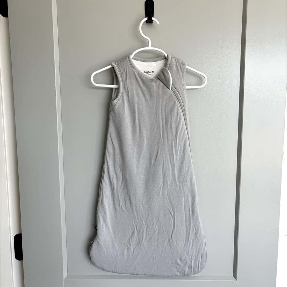 Kyte baby XS 1.0 tog sleep sack storm color grey